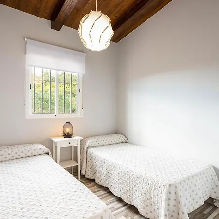 Breeze Villa *